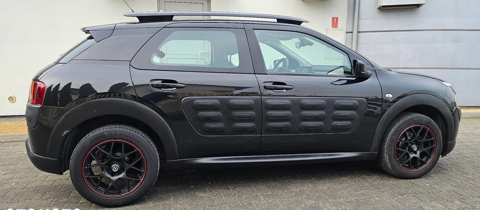Citroen C4 Cactus cena 37800 przebieg: 177000, rok produkcji 2015 z Działdowo małe 137
